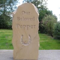 Rustic Limestone Pet Memorial with Horse Shoe Motif for Pepper